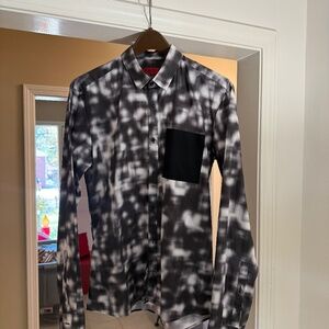 Hugo Red Men's Shirt Size Medium